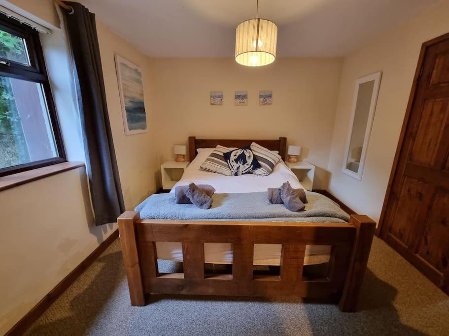 Yr Hen Efail Villa Ederyn Екстериор снимка